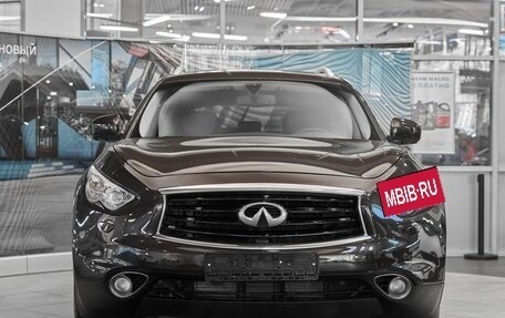 Infiniti QX70, 2014 год, 1 849 000 рублей, 2 фотография