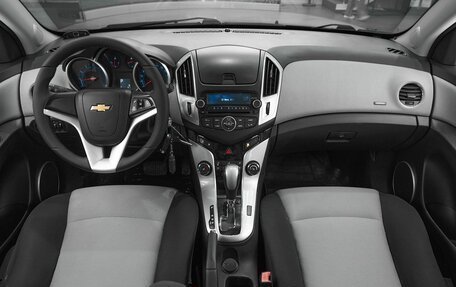 Chevrolet Cruze II, 2014 год, 805 000 рублей, 8 фотография