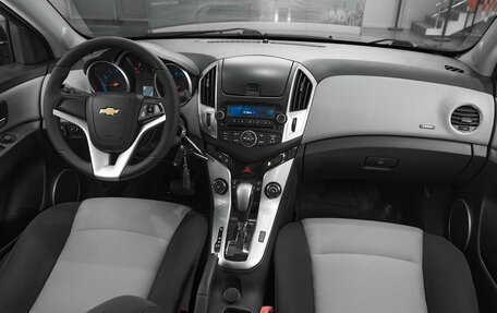 Chevrolet Cruze II, 2014 год, 805 000 рублей, 9 фотография