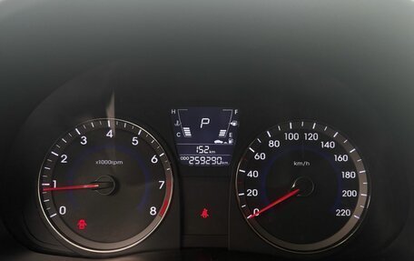 Hyundai Solaris II рестайлинг, 2011 год, 445 000 рублей, 15 фотография