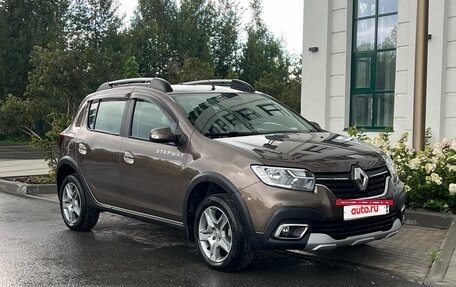 Renault Sandero II рестайлинг, 2019 год, 1 340 000 рублей, 2 фотография