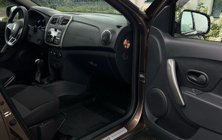 Renault Sandero II рестайлинг, 2019 год, 1 340 000 рублей, 25 фотография