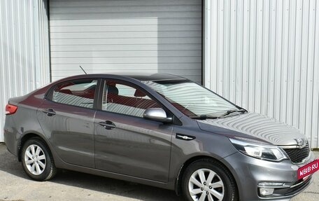 KIA Rio III рестайлинг, 2016 год, 1 299 000 рублей, 2 фотография
