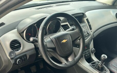 Chevrolet Cruze II, 2011 год, 480 000 рублей, 12 фотография