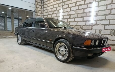BMW 7 серия, 1990 год, 2 500 000 рублей, 10 фотография