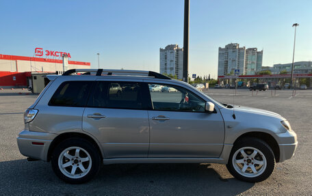 Mitsubishi Outlander III рестайлинг 3, 2003 год, 750 000 рублей, 6 фотография