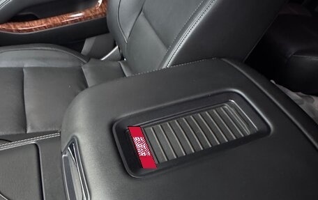 Chevrolet Tahoe IV, 2018 год, 3 900 000 рублей, 10 фотография