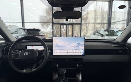 Toyota RAV4, 2026 год, 3 990 000 рублей, 18 фотография