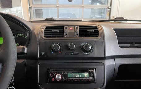 Skoda Fabia II, 2008 год, 305 000 рублей, 13 фотография