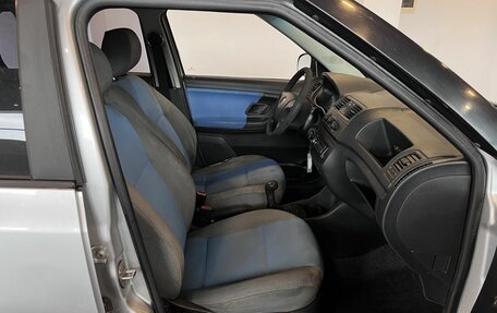 Skoda Fabia II, 2008 год, 305 000 рублей, 27 фотография