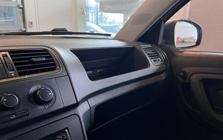 Skoda Fabia II, 2008 год, 305 000 рублей, 28 фотография