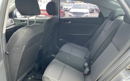 Hyundai Solaris II рестайлинг, 2018 год, 1 200 000 рублей, 11 фотография