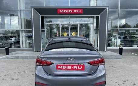 Hyundai Solaris II рестайлинг, 2018 год, 1 200 000 рублей, 6 фотография
