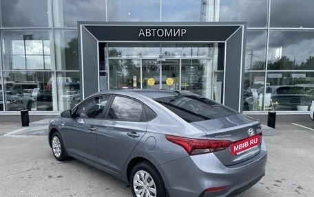 Hyundai Solaris II рестайлинг, 2018 год, 1 200 000 рублей, 7 фотография