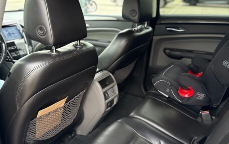 Cadillac SRX II рестайлинг, 2010 год, 1 400 000 рублей, 18 фотография