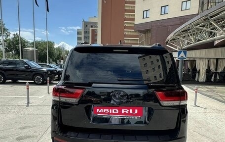 Toyota Land Cruiser, 2022 год, 12 000 000 рублей, 7 фотография