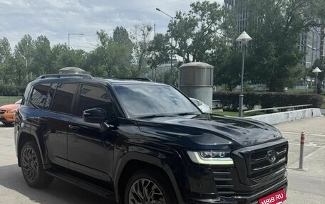 Toyota Land Cruiser, 2022 год, 12 000 000 рублей, 3 фотография