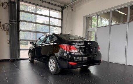 Hyundai Solaris II рестайлинг, 2012 год, 600 000 рублей, 4 фотография