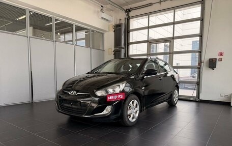 Hyundai Solaris II рестайлинг, 2012 год, 600 000 рублей, 3 фотография