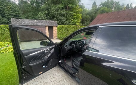 Infiniti Q50 I рестайлинг, 2014 год, 1 750 000 рублей, 3 фотография