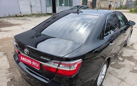 Toyota Camry, 2015 год, 1 950 000 рублей, 21 фотография