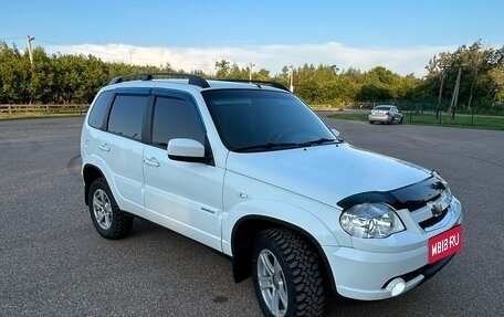 Chevrolet Niva I рестайлинг, 2013 год, 600 000 рублей, 1 фотография