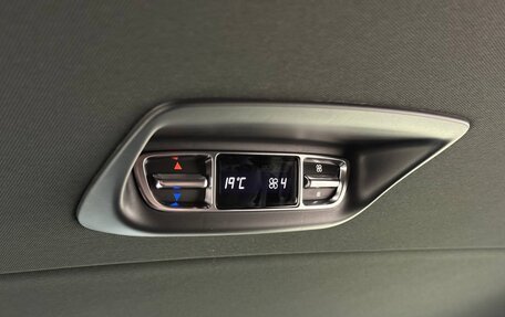 Mercedes-Benz V-Класс, 2026 год, 13 900 рублей, 29 фотография