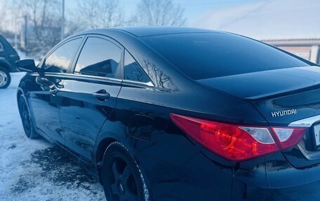 Hyundai Sonata VI, 2011 год, 1 000 000 рублей, 6 фотография