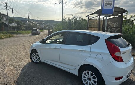 Hyundai Solaris II рестайлинг, 2011 год, 935 000 рублей, 4 фотография