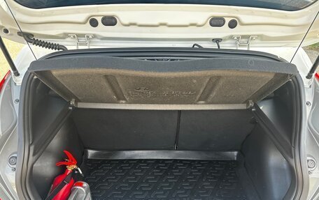 Hyundai Solaris II рестайлинг, 2011 год, 935 000 рублей, 9 фотография