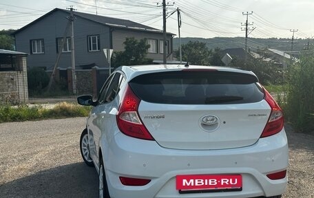 Hyundai Solaris II рестайлинг, 2011 год, 935 000 рублей, 7 фотография