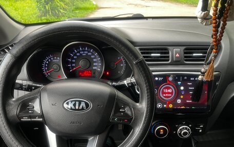 KIA Rio III рестайлинг, 2013 год, 920 000 рублей, 15 фотография
