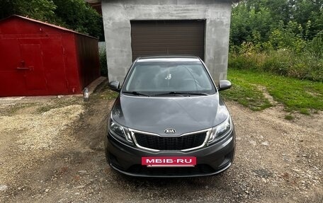 KIA Rio III рестайлинг, 2013 год, 920 000 рублей, 4 фотография