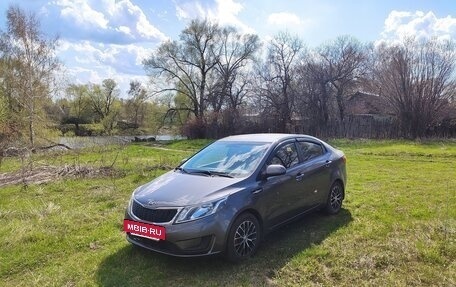 KIA Rio III рестайлинг, 2013 год, 920 000 рублей, 2 фотография