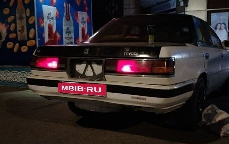 Toyota Vista, 1987 год, 150 000 рублей, 3 фотография