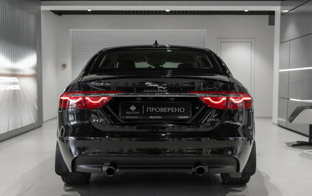 Jaguar XF II, 2016 год, 1 975 000 рублей, 6 фотография