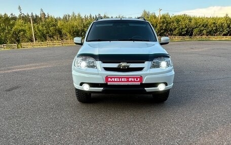 Chevrolet Niva I рестайлинг, 2013 год, 600 000 рублей, 2 фотография