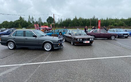 BMW 5 серия, 1985 год, 400 000 рублей, 4 фотография