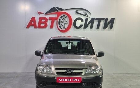 Chevrolet Niva I рестайлинг, 2018 год, 732 000 рублей, 2 фотография