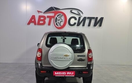 Chevrolet Niva I рестайлинг, 2018 год, 732 000 рублей, 6 фотография