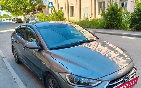 Hyundai Elantra VI рестайлинг, 2017 год, 1 170 000 рублей, 2 фотография
