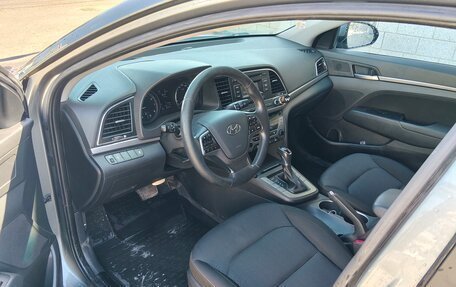 Hyundai Elantra VI рестайлинг, 2017 год, 1 170 000 рублей, 11 фотография