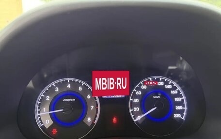 Hyundai Solaris II рестайлинг, 2011 год, 795 000 рублей, 4 фотография