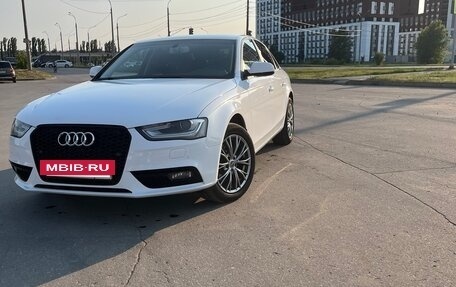 Audi A4, 2012 год, 1 200 000 рублей, 3 фотография