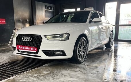 Audi A4, 2012 год, 1 200 000 рублей, 2 фотография