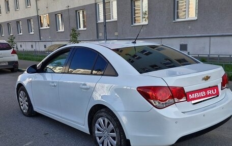 Chevrolet Cruze II, 2010 год, 620 000 рублей, 5 фотография