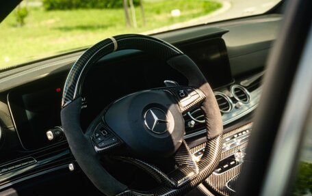 Mercedes-Benz E-Класс AMG, 2017 год, 7 700 000 рублей, 25 фотография