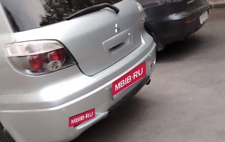 Mitsubishi Outlander III рестайлинг 3, 2004 год, 450 000 рублей, 3 фотография