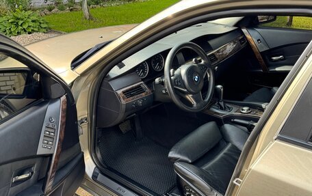 BMW 5 серия, 2003 год, 895 000 рублей, 16 фотография