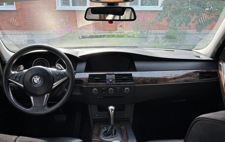 BMW 5 серия, 2003 год, 895 000 рублей, 15 фотография